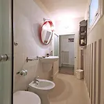 L'officina Oda ve Kahvaltı Bari