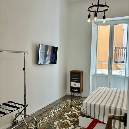 Alojamento de Acomodação e Pequeno-almoço L'officina Bari