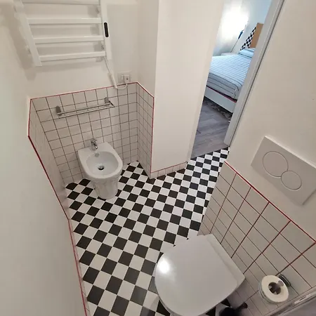 L'officina Frühstückspension