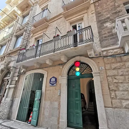 L'officina *