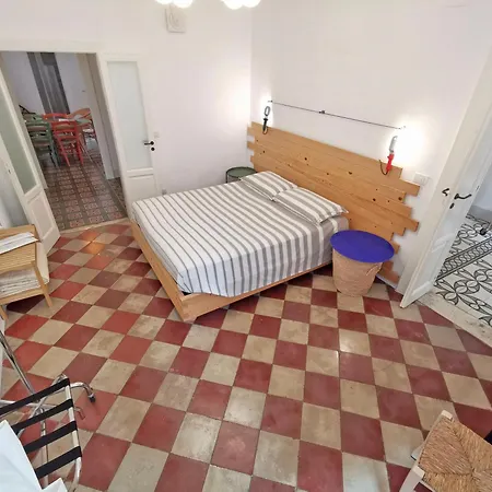 L'officina Bed & Breakfast Bari