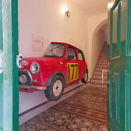 Alojamento de Acomodação e Pequeno-almoço L'officina Bari